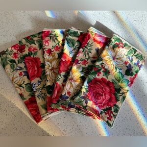 Vintage floral cloth napkins (6)